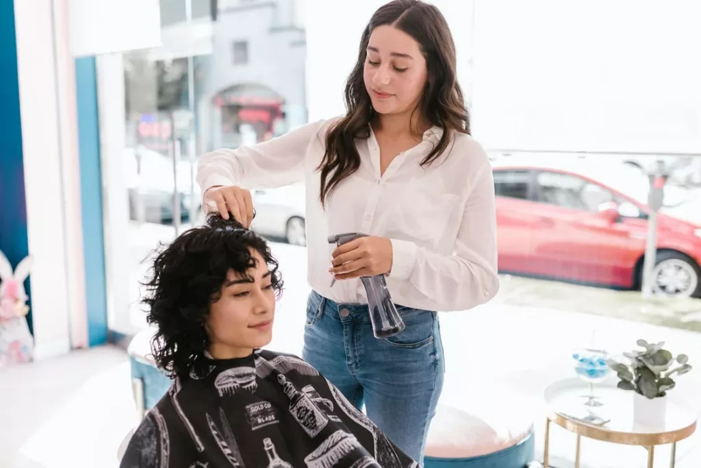 model rambut pendek wanita